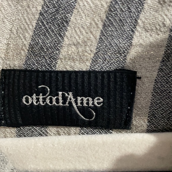 Designer dress - Picture 2 of 4